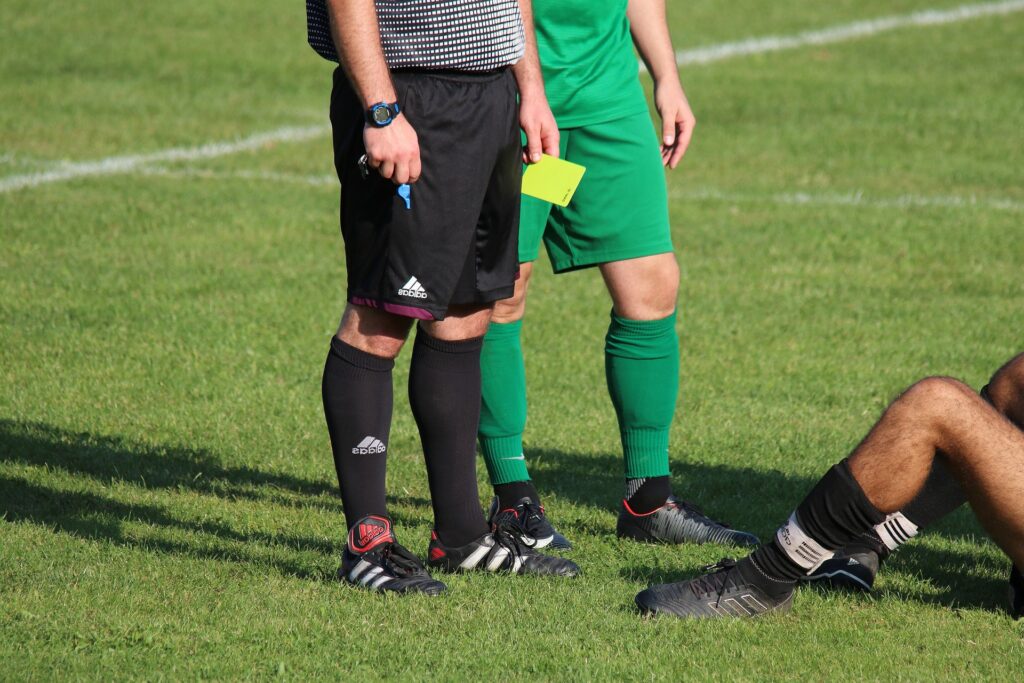 7 Best Shoes For Soccer Referee 2022 SneakerWagon